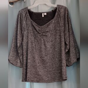 Silver metallic bubble 3/4 sleeve blouse. Cato size Medium
